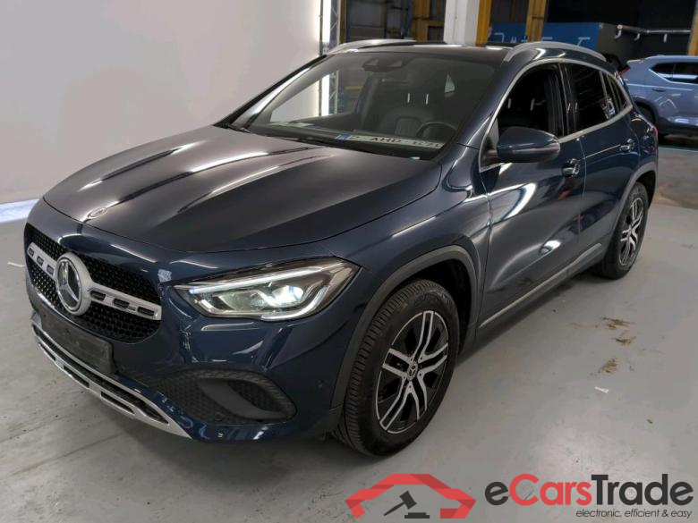 MERCEDES-BENZ GLA - Klasse 2.0 GLA 180 D DCT BUSINESS SOLUTION Luxury