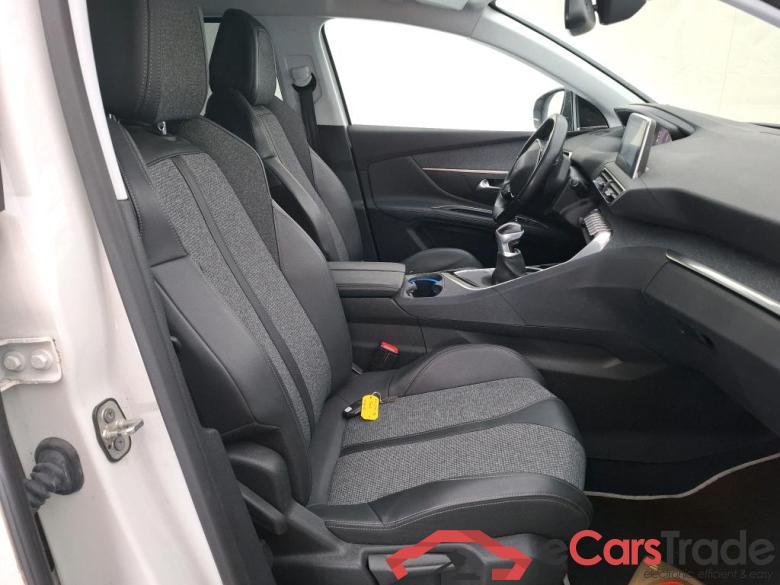 Peugeot Puretech 130 S&S ALLURE 5008 Allure 1.2 PureTech 130CV BVM6 7 Sieges E6dT #6