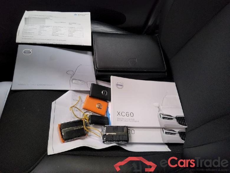 Volvo XC60 ´17 XC60 Momentum Pro 2WD 2.0 D4 140KW AT8 E6dT