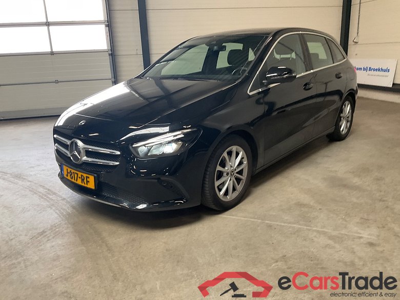 MERCEDES-BENZ B-KLASSE 180 Advantage