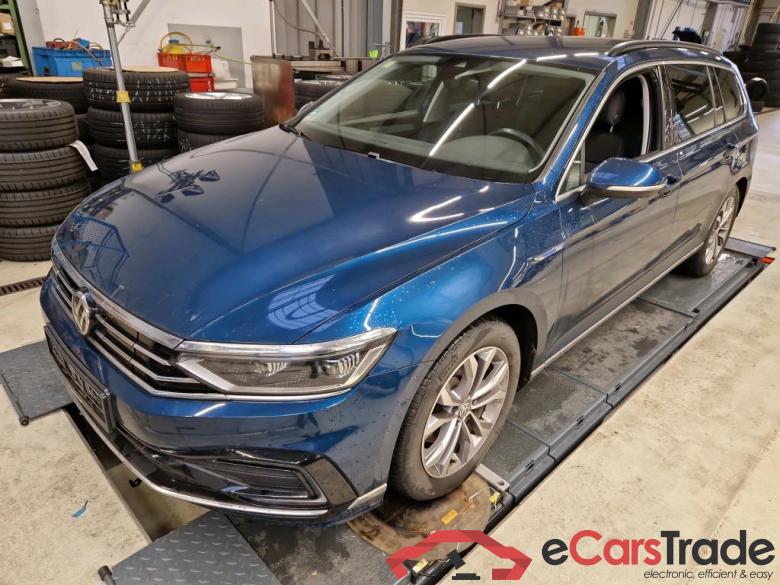 Vw GTE Passat Variant #1