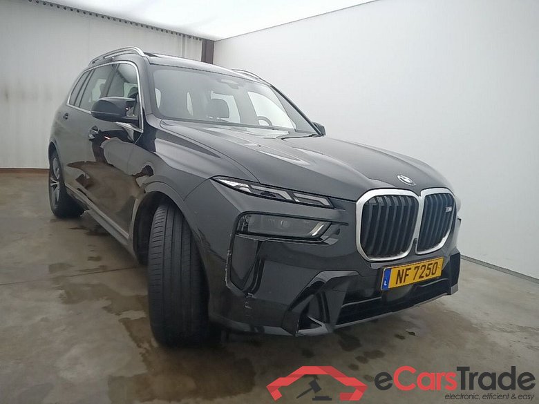 BMW X7 - 2023 M60iXAS MHEV 5d 7pl #2