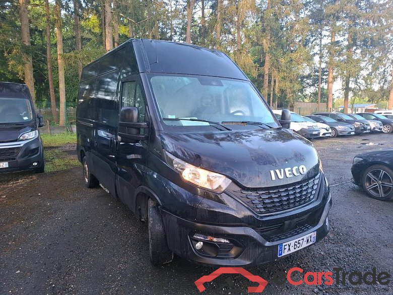 Iveco 2.3 35S16 V11 H2 3520 IVECO Daily / 2019 / 4P / Fourgon tôlé 2.3 35S16 V11 H2 3520 #4