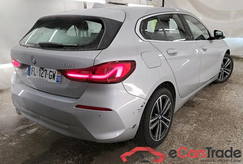 BMW 118i Luxury Aut. LED-Xenon Navi-Pro KeylessGo Camera Klima PDC ... #3