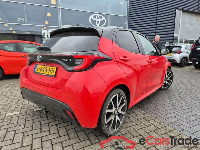 TOYOTA YARIS 1.5 Hybrid Launch Edition #4
