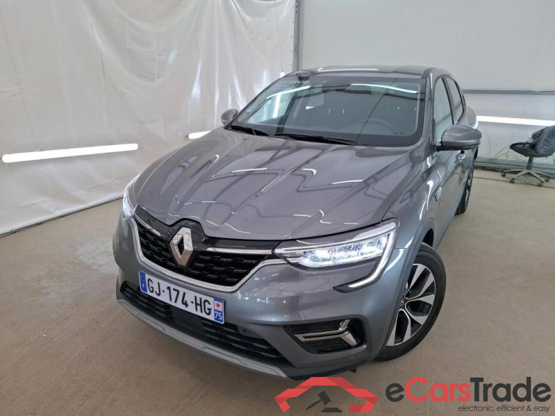 Renault Business TCe 140 EDC RENAULT Arkana / 2021 / 5P / SUV Business TCe 140 EDC