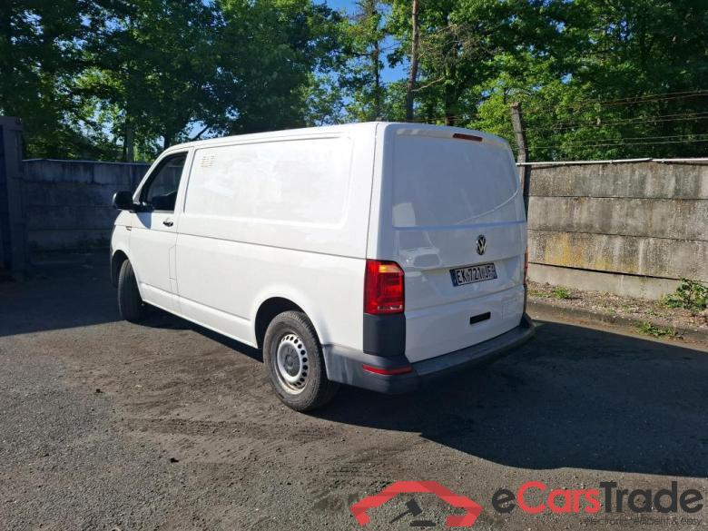 Volkswagen 2.0 TDi 102 L1H1 Business Line T6 Transporter Fourgon 2.0 100CV BVM5 #2