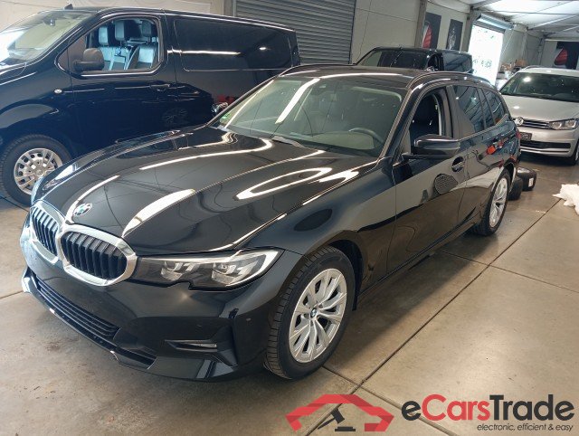 BMW 3-Serie Touring ´18 Baureihe 3 Touring 320 d xDrive Advantage 2.0 140KW AT8 E6d #1