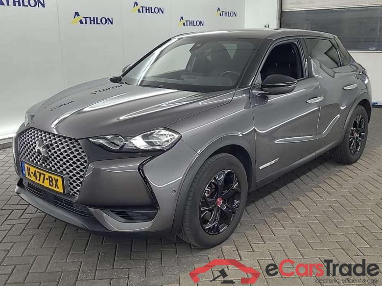DS DS 3 CROSSBACK E-TENSE 50 kWh Business Auto 5D #1