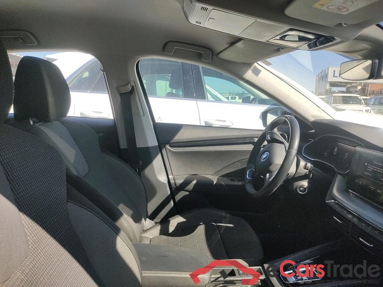 Skoda 1.5 TSI m-HEV 110kW (150CV) DSG Ambition Octavia Berlina Ambition 1.5 TSI 150CV AT7 E6d #6