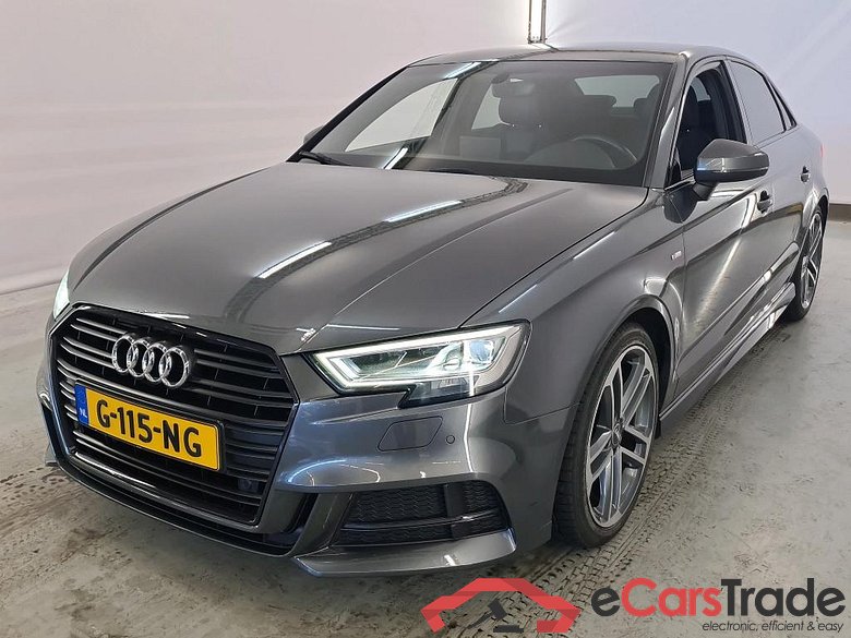 Audi A3 Limousine 12-19 Audi A3 Limousine 35 TFSI S tronic Advance Sport 4d #1
