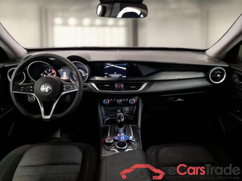 AlfaRomeo 22BUSPROMO1 ALFA ROMEO STELVIO / 2017 / 5P / SUV 2.2 TURBO DIESEL 190CV AT8 Q4 BUSINESS #3