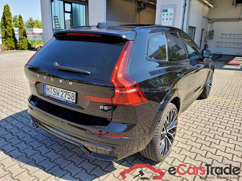 Volvo XC60 (03.2017->) DE - SUV5 B5 (Benzin) 2WD EU6d, R-Design Mild-Hybrid (EURO 6d), (Facelift) 2021 #3
