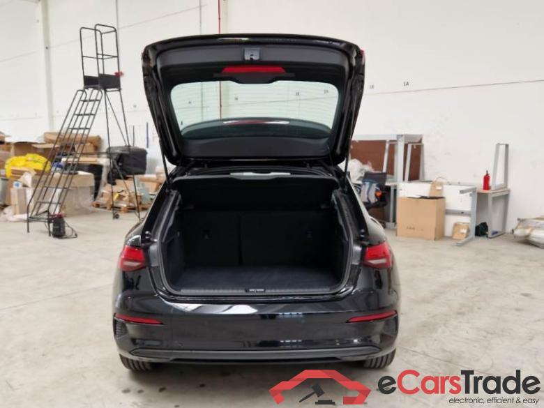 Audi 20 AUDI A3 / 2020 / 5P / BERLINA 35 TDI S TRONIC BUSINESS S.BACK #5