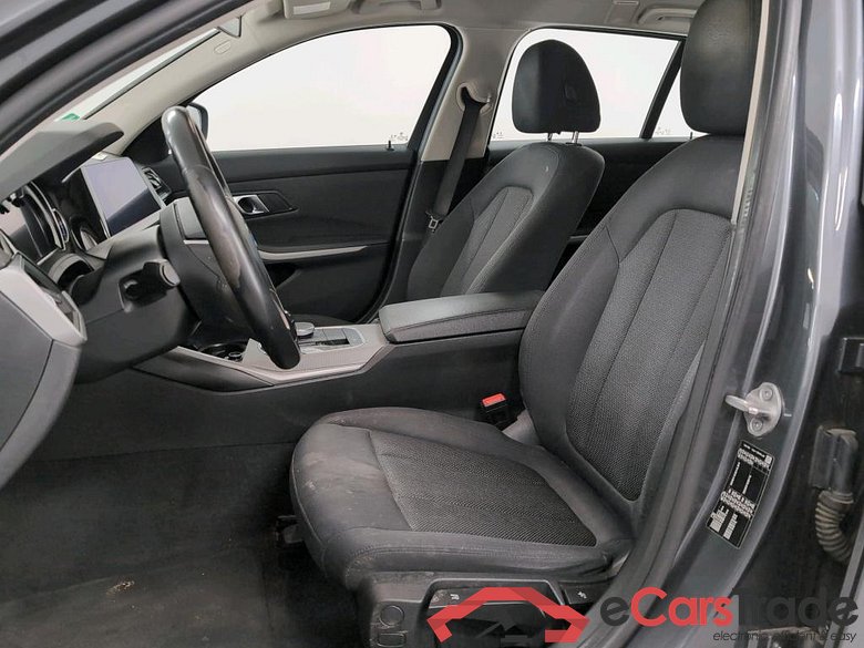 BMW 320i Touring Aut. LED-Xenon Navi-Pro KeylessGo Klima PDC ... #5