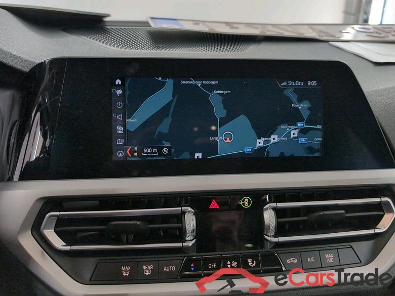 BMW 320i Touring Aut. LED-Xenon Navi-Pro KeylessGo Klima PDC ... #6