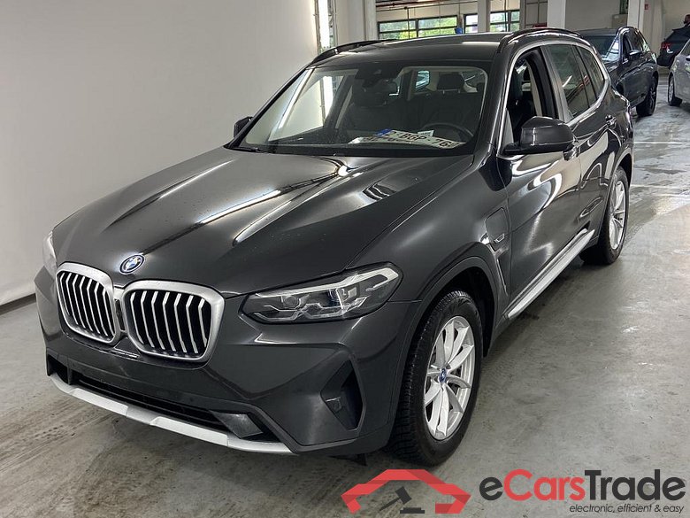 BMW X3 2.0 XDRIVE30E (120KW) AUTO Driving Assistant Business Parking Assistant Plus #1