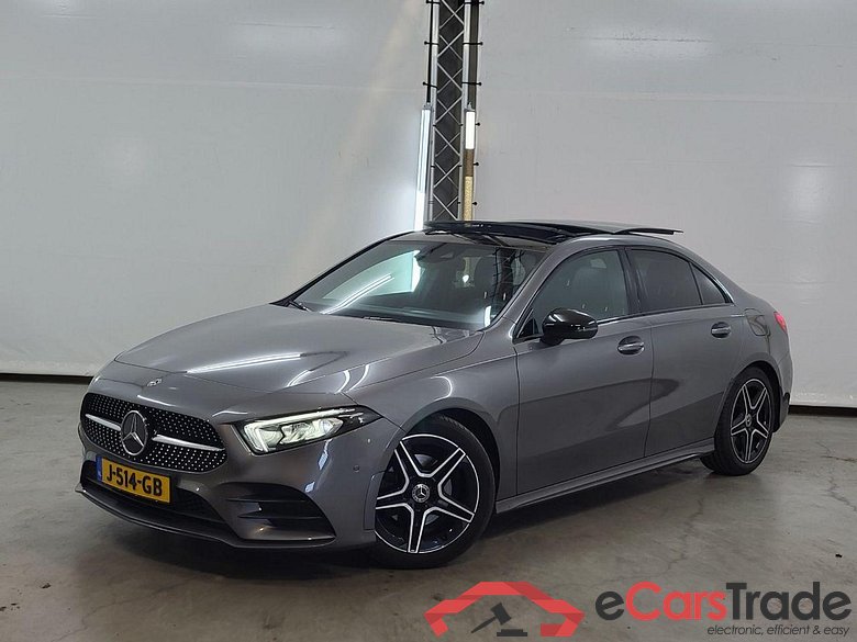 MERCEDES-BENZ A-KLASSE 200 Business Solution AMG