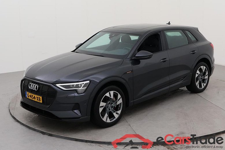 AUDI e-tron  #1