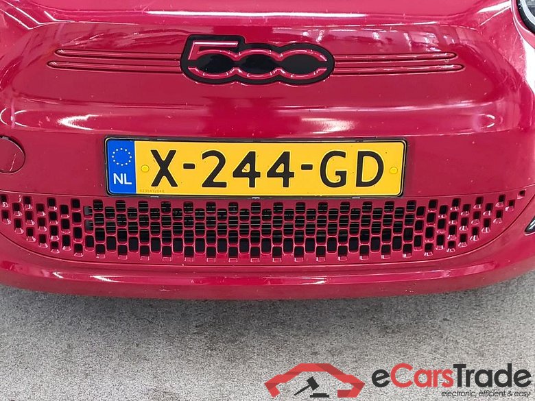 Fiat 500e '21 BEV Fiat 500e 24kWh Red 3d #5