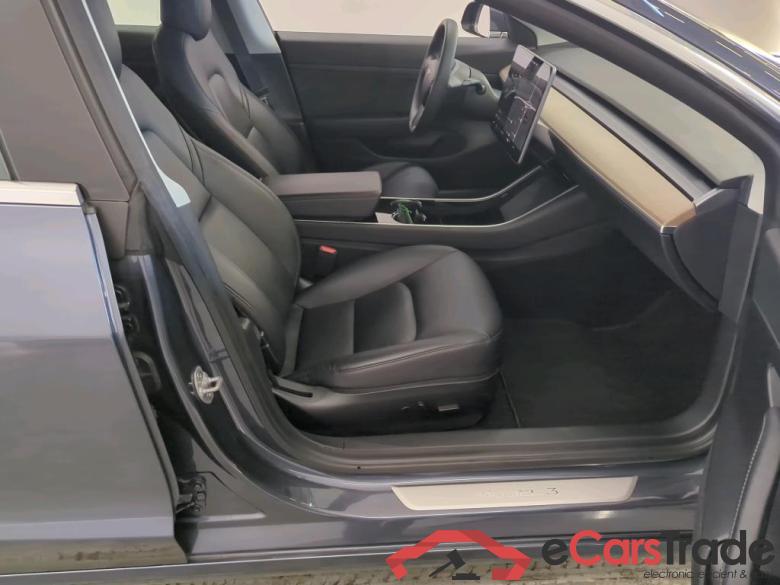Tesla Model 3 '18 BEV Tesla Model 3 Standard Range Plus RWD 4d #3