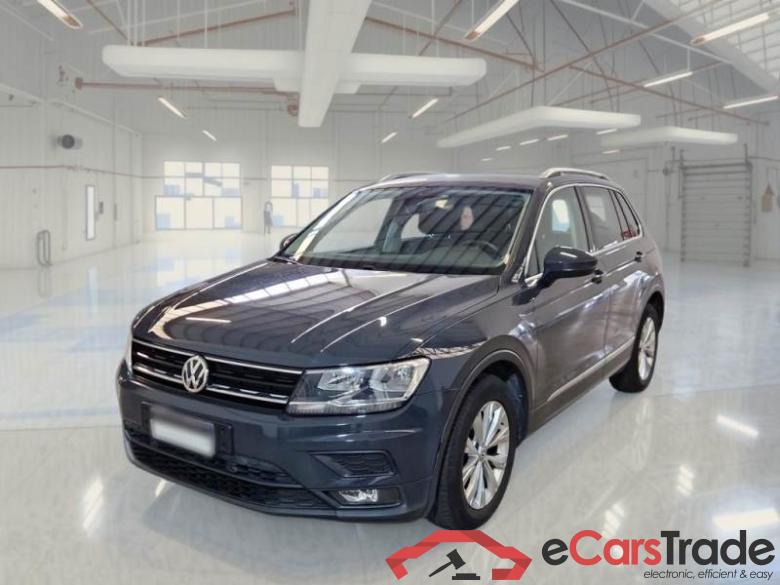Volkswagen 69 VOLKSWAGEN TIGUAN / 2016 / 5P / SUV 1.6 TDI SCR BUSINESS BMT #1
