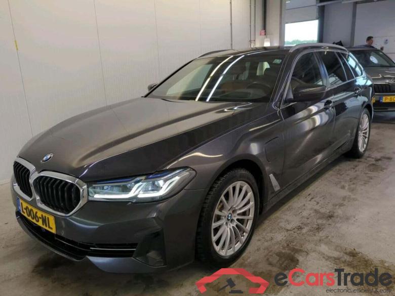 BMW 5-serie Touring 530e xD Bns Edit.+ #1