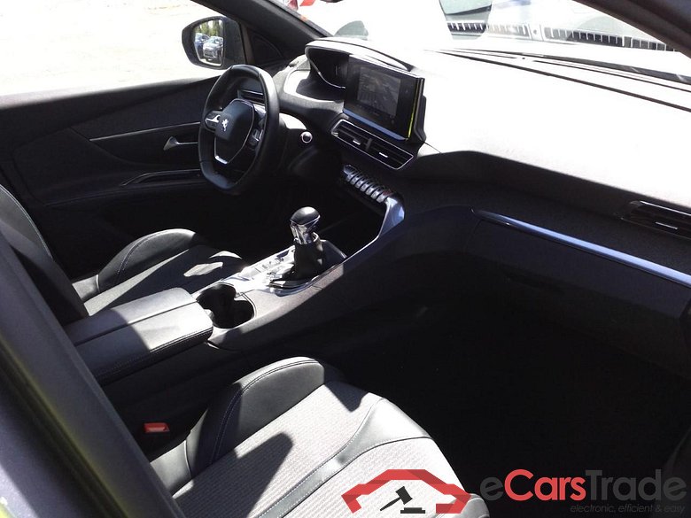 5008  Allure Pack 1.2 PURETECH  130CV  BVM6  7 Sieges  E6d #3