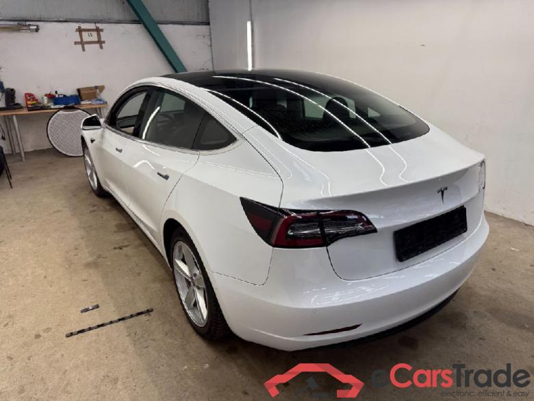 Tesla Model 3 ´18 BEV TESLA Model 3 Standard Reichweite Plus Hinterradantrieb 5d 225kW #4