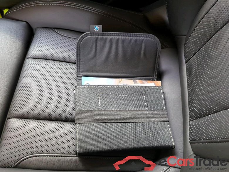 BMW 3-Serie Touring ´18 Baureihe 3 Touring 330 e Advantage 2.0 185KW AT8 E6d #3