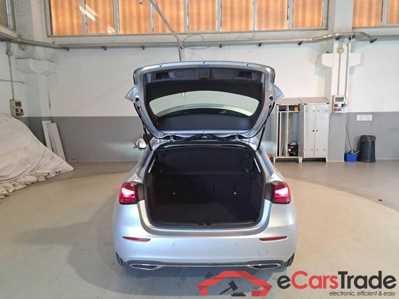 Mercedes 48 MERCEDES-BENZ CLASSE A / 2022 / 5P / BERLINA A 250 E PLUG-IN AT ADVANCED PROGRESSIVE #5