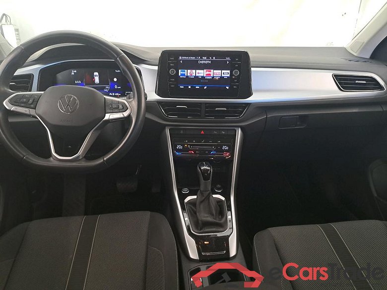 Volkswagen  VOLKSWAGEN T-Roc / 2021 / 5P / SUV 1.5 TSI 150 EVO LIFE PLUS DSG7 #5