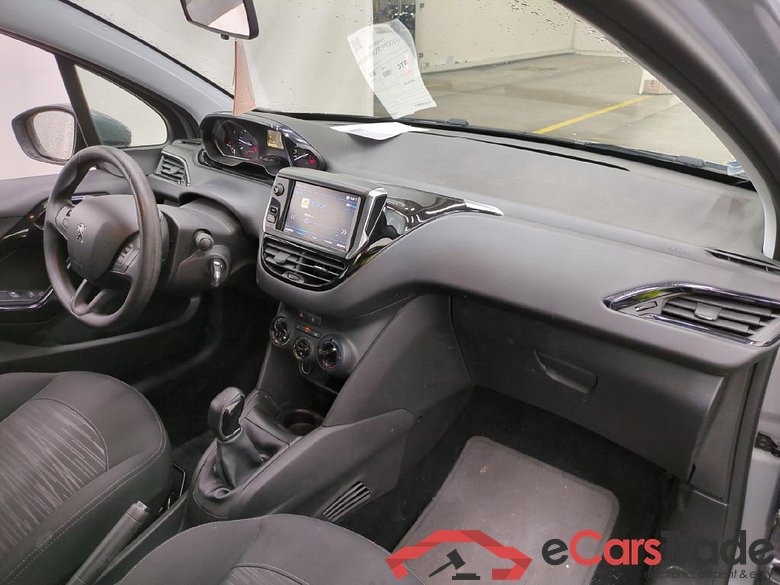 Peugeot BlueHDi 100 S&S PREMIUM 208 Affaire Premium 1.5 HDi 100CV BVM5 E6dT #5