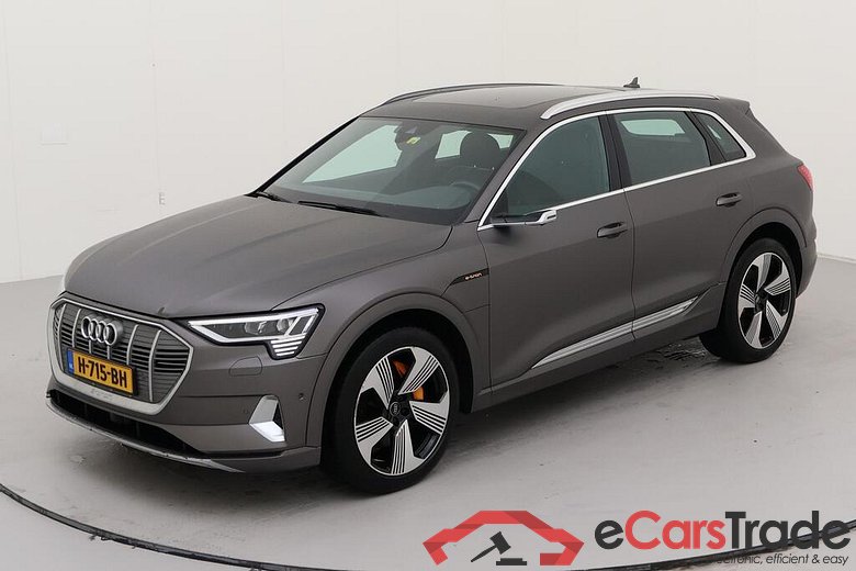 AUDI e-tron  #1