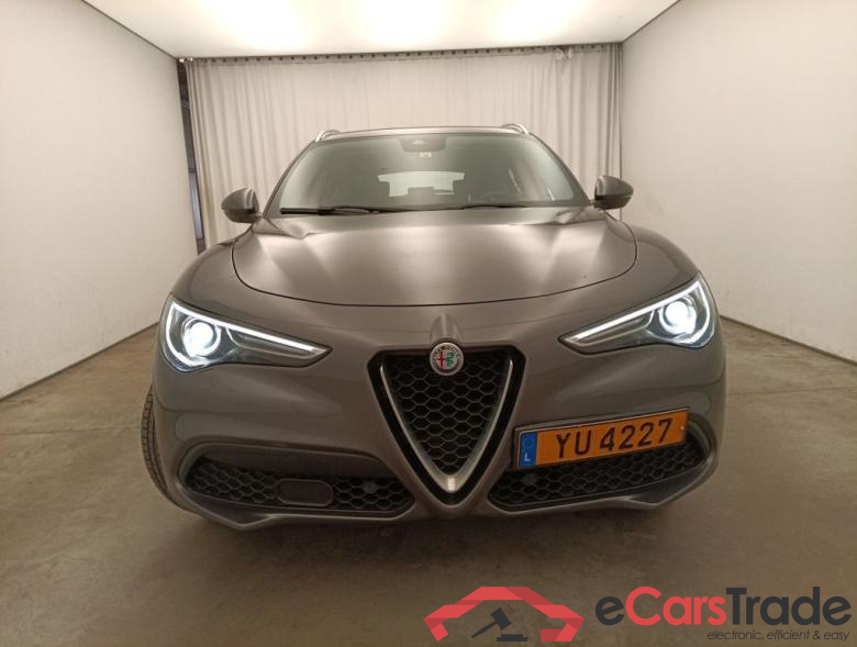 ALFA ROMEO STELVIO DIESEL 2.2 JTD 210 AWD Lusso (EU6d-TEMP) 5d