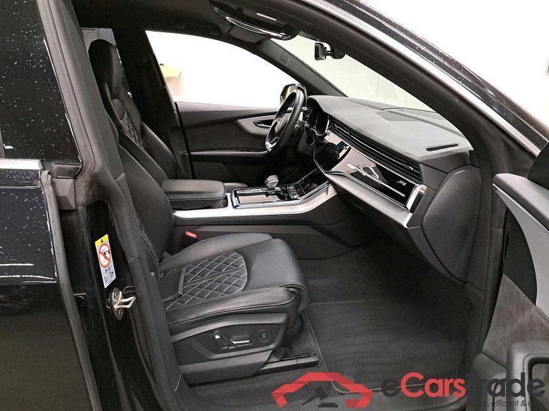 AUDI - AUD Q8 55 TFSI e 381PK E Quattro Tiptronic S Line Pack Desire With Ventilated Heated Massage S Seats & Advanced & Assistance City & Soft Close & Assistance Parking & B&O 3D & Towing Hook * HYBRID * #3