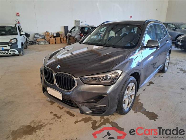 BMW 25EBLACK BMW X1 / 2019 / 5P / SUV XDRIVE 25E BUSINESS ADVANTAGE AUTOMATICO