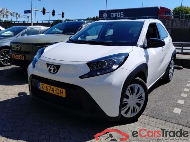 TOYOTA Aygo X 1.0 VVT-i MT Play