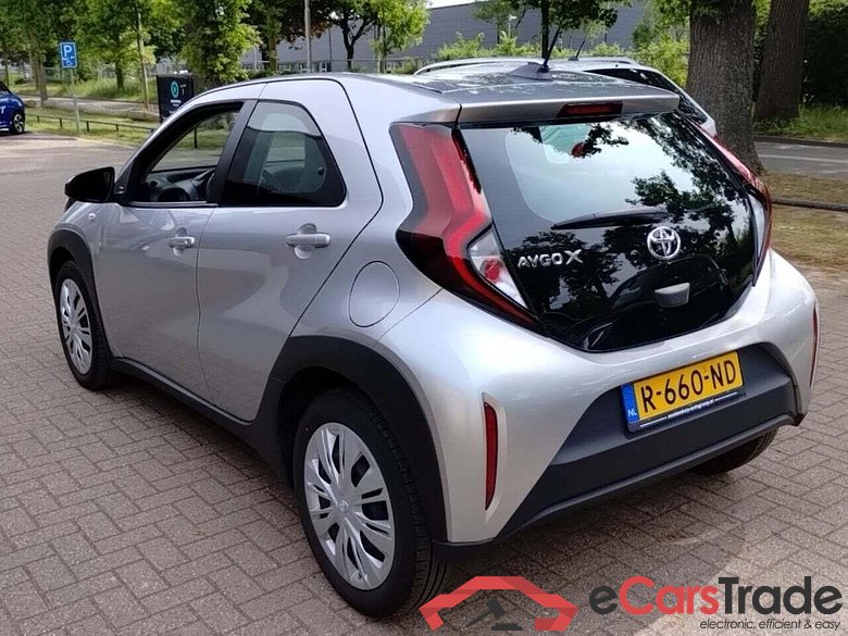 TOYOTA Aygo X 1.0 VVT-i S-CVT Play #3