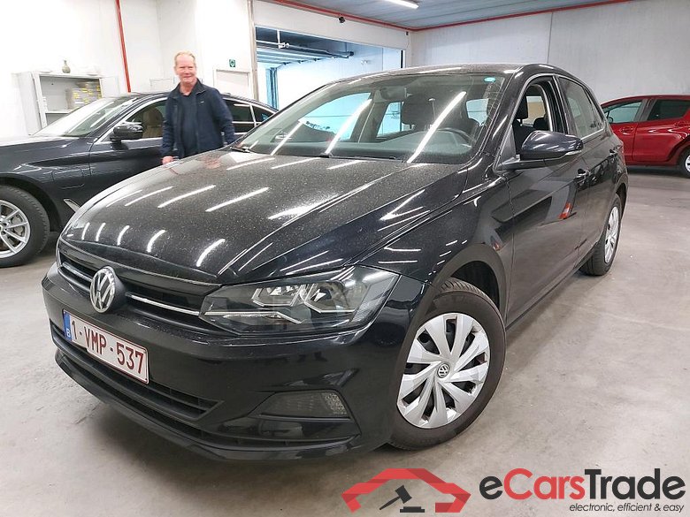 VOLKSWAGEN - VW  POLO TSI 95PK Comfortline & Climatic & Rear Camera Assist   * PETROL *
