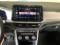 preview Volkswagen T-Roc #4