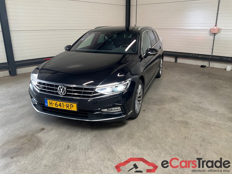 VOLKSWAGEN PASSAT VARIANT 1.5 TSI Eleg.Bns R #1