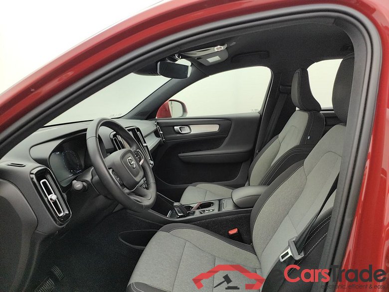 VOLVO XC40 1.5 T2 129 Momentum Pro Geartronic 5d #6
