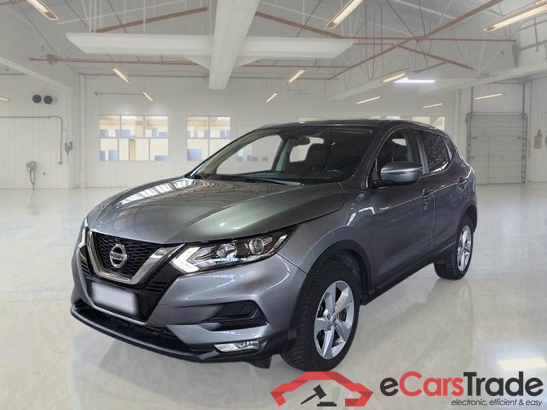 Nissan 16BSMSTK1 NISSAN QASHQAI / 2017 / 5P / CROSSOVER 1.6 DCI 130 2WD BUSINESS