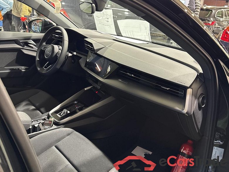 AUDI A3 SPORTBACK 1.4 40 TFSI E S TRONIC SPORTB ATTRACTION #5