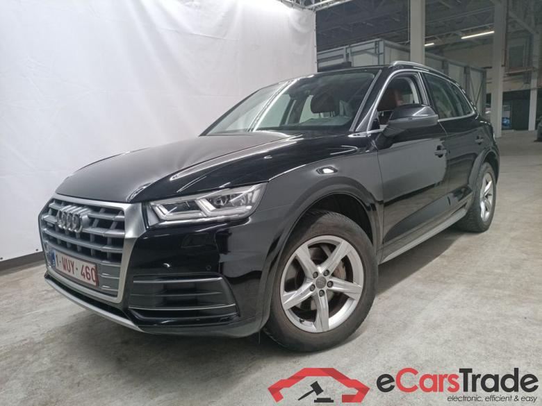 Audi Q5 Sport 35 TDI quattro 5d #3