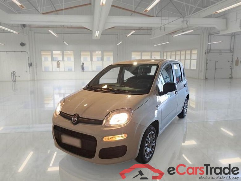 Fiat 39 FIAT PANDA / 2011 / 5P / BERLINA 1.2 69CV E6D-TEMP EASY #1