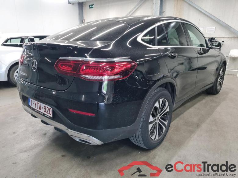 MERCEDES - MER GLC COUPE 200 d 163PK DCT With Nav Connectivity & Heated Seats #2