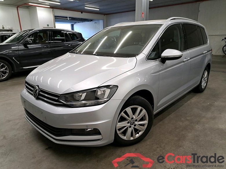 VOLKSWAGEN - VW  TOURAN TDi 150PK DSG Highline Pack Business & Nav Discover Media & Rear PDC #1