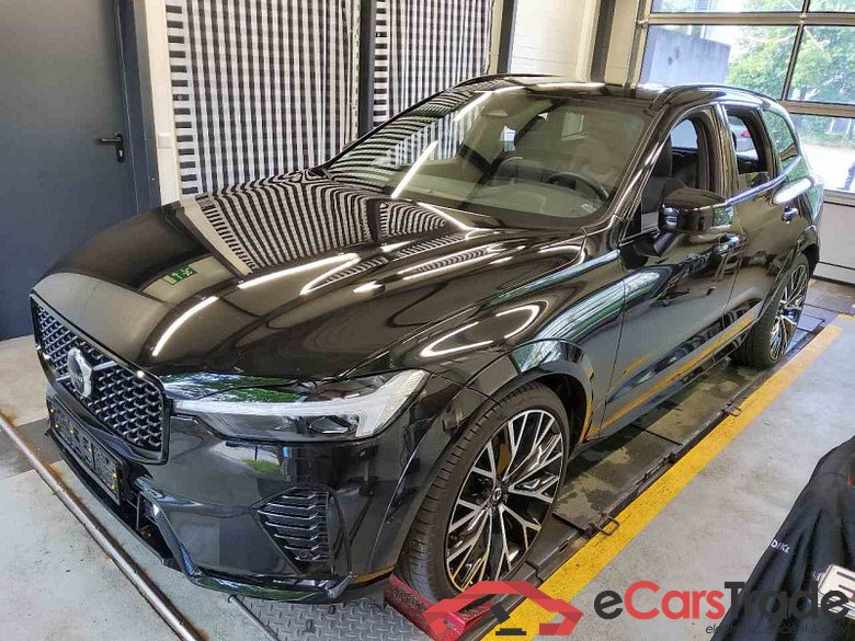 Volvo XC60 (03.2017->) DE - SUV5 B5 (Benzin) 2WD EU6d, R-Design Mild-Hybrid (EURO 6d), (Facelift) 2021 #1